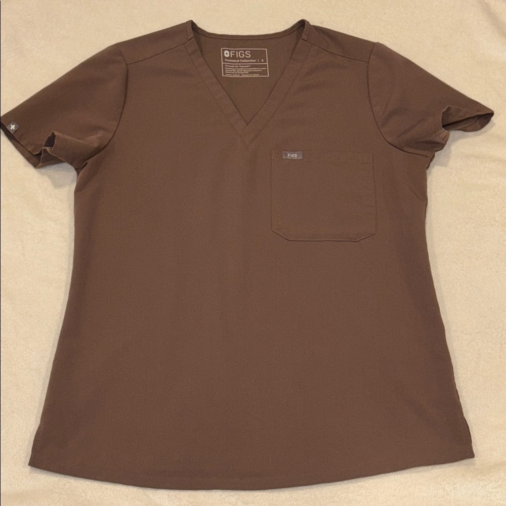 Figs Taupe Catarina scrub top